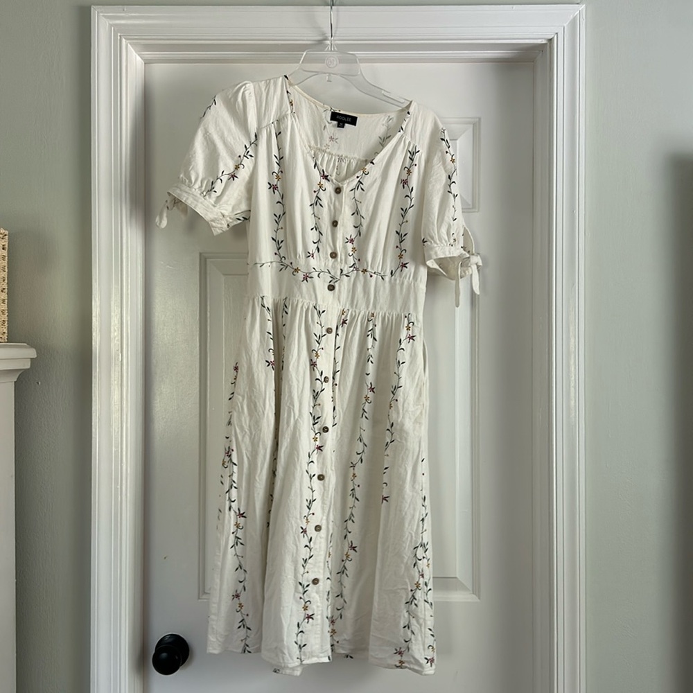Off-White cotton/linen dress with flowers